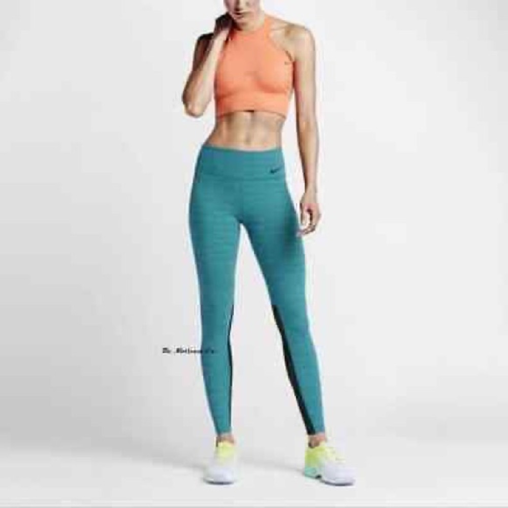 Nike Legendary Jacquard Legging
